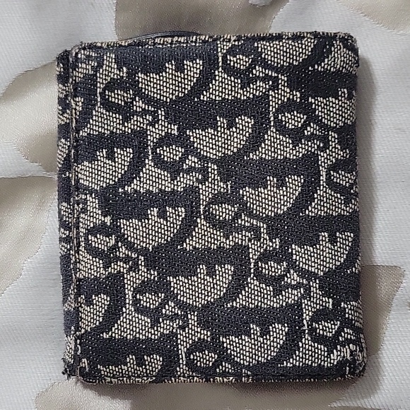 Christian Dior Compact Saddle Wallet - Picture 2 of 11